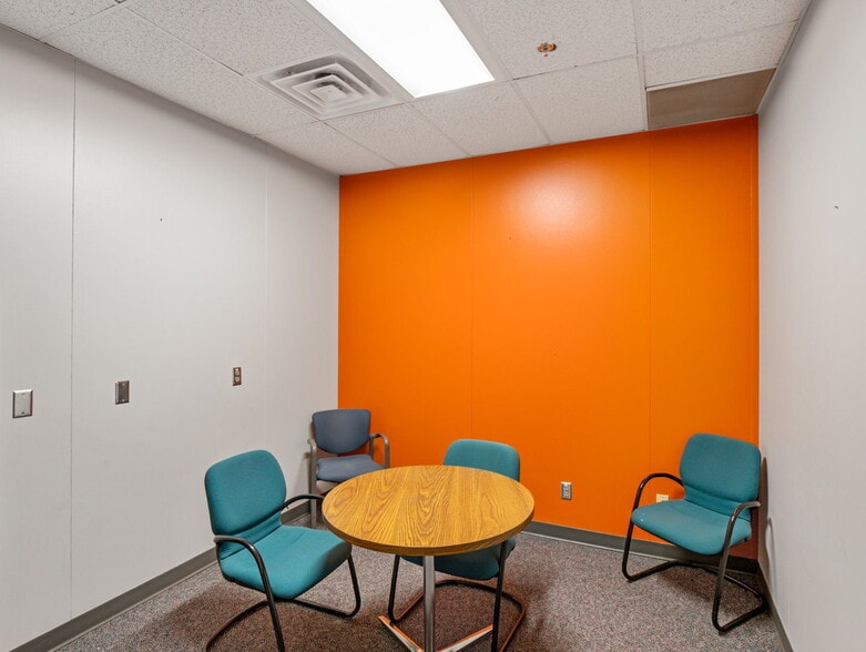 More Photos Of 1228 E Orman Ave, Pueblo Office For Sale