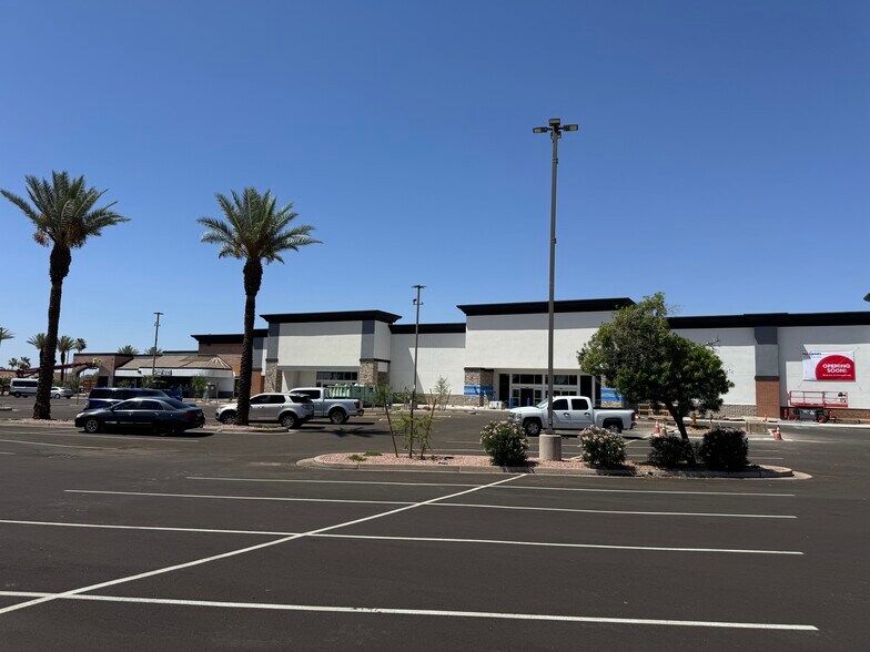 More Photos Of 2055 N Alma School Rd, Chandler Unknown For Lease