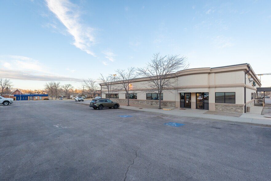 More Photos Of 631 Saint Anne St, Rapid City Medical For Lease