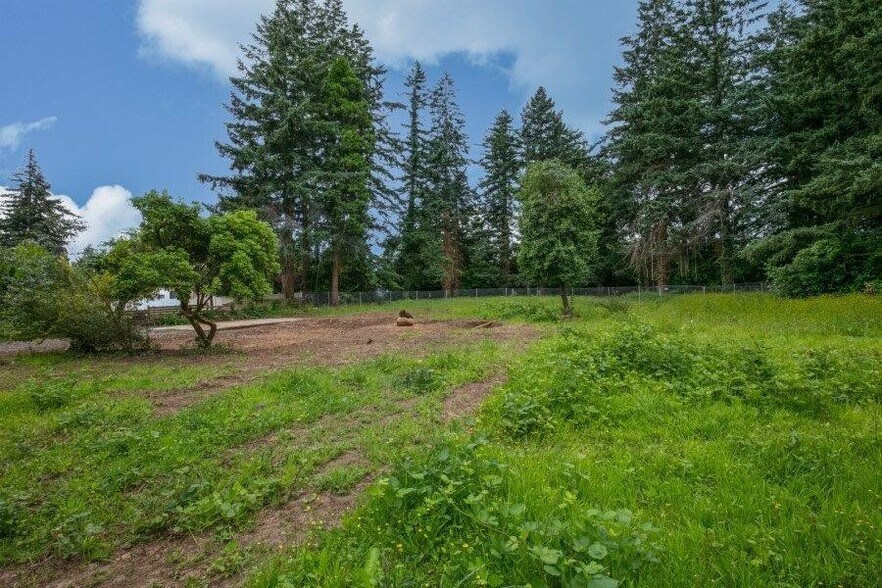 More Photos Of 23 NE 151st Ave, Portland Land For Sale
