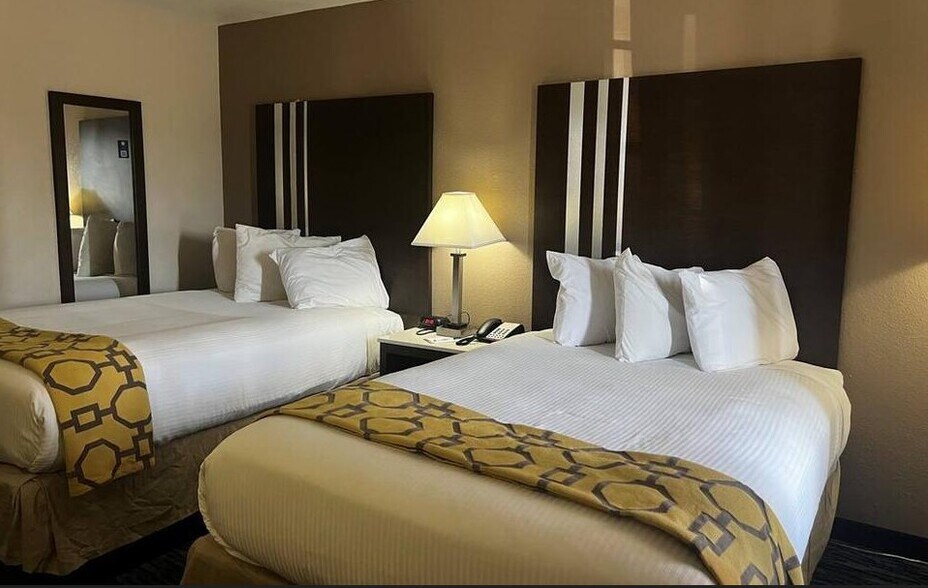 More Photos Of 3801 Highway 73, Port Arthur Hotel For Sale