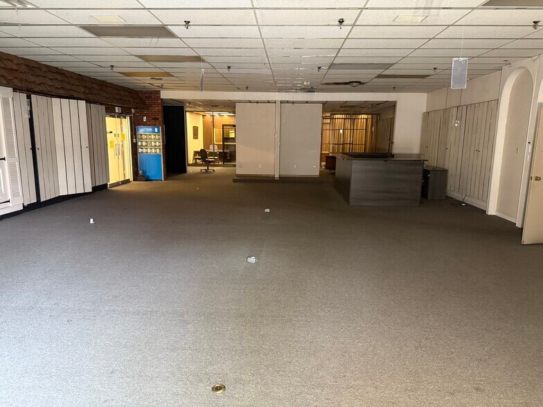 More Photos Of 917 Webster St, Dayton Warehouse For Sale