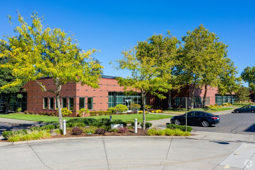 More Photos Of , Beaverton Flex For Sale