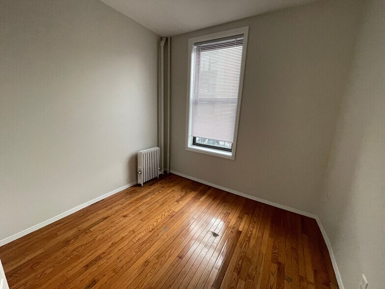 More Photos Of 34-03 42nd St, Long Island City Apartments For Sale