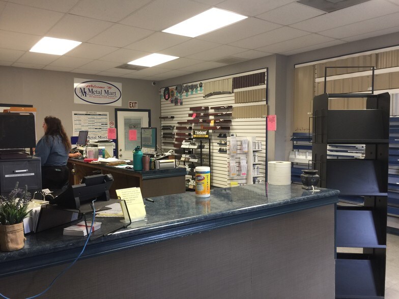 More Photos Of 12737 Interstate 10 E, Schertz Auto Dealership For Sale
