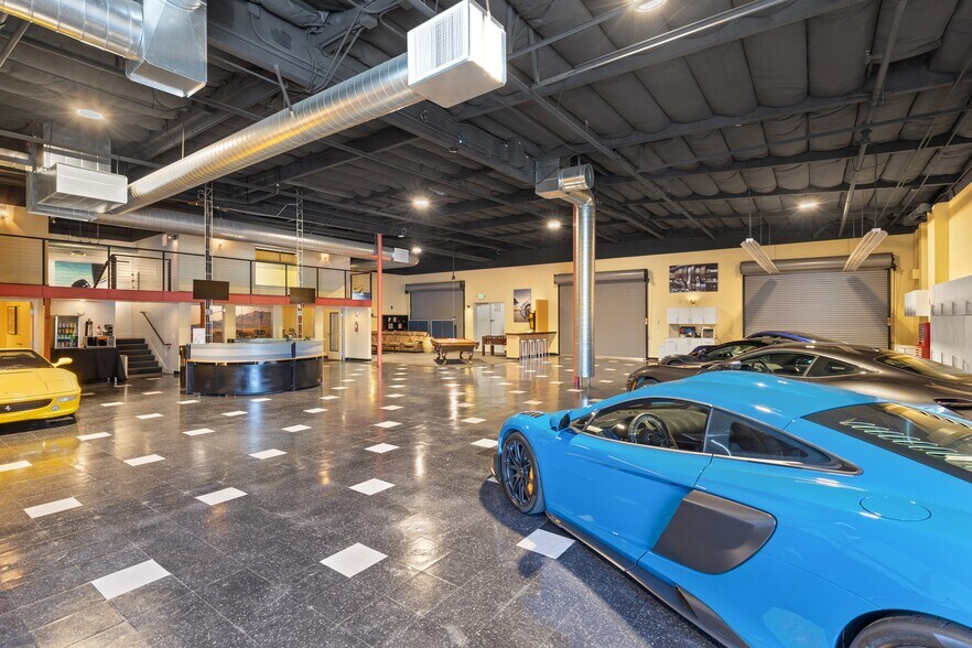 More Photos Of 521 Charcot Ave, San Jose Showroom For Sale