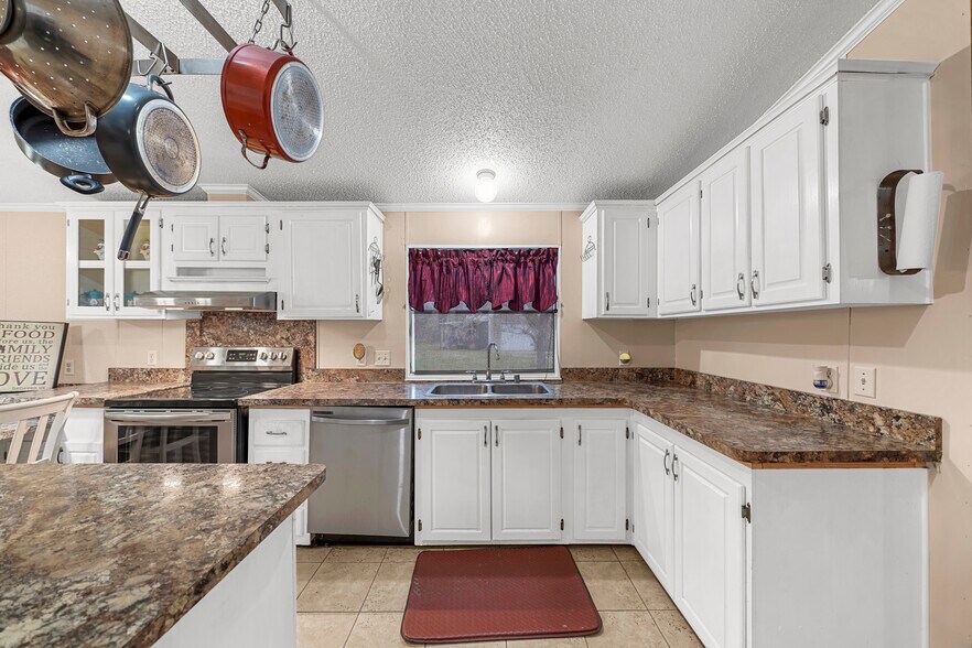 More Photos Of 19645 Nordt Rd, Damon Land For Sale