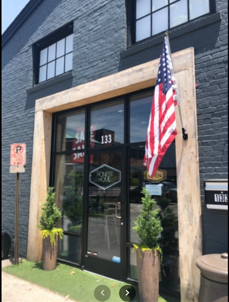 Primary Photo Of 133 Breckenridge Ln, Louisville Freestanding For Lease