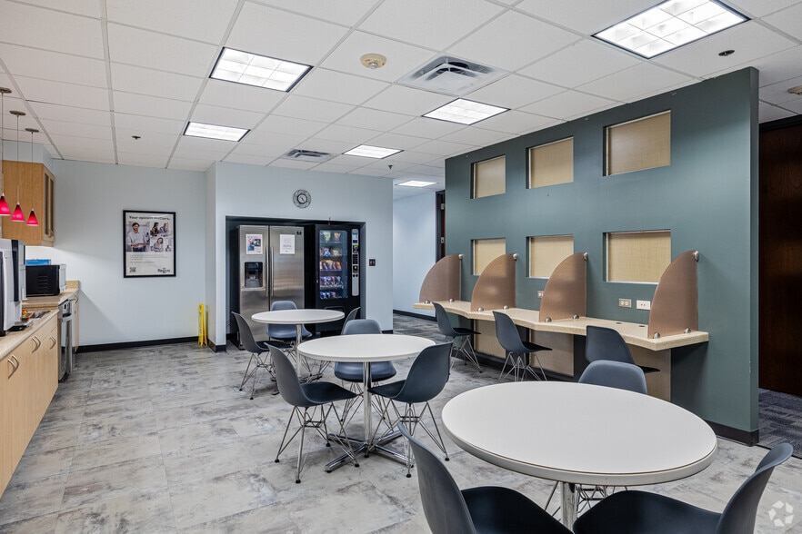 More Photos Of 6802 Paragon Pl, Richmond Coworking Space