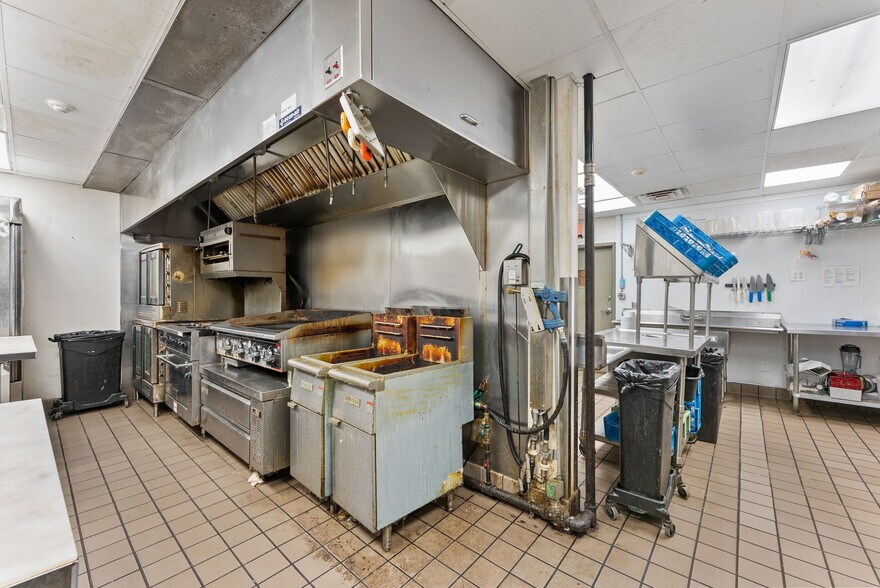 More Photos Of 64 N Main St, Watkinsville Restaurant For Sale
