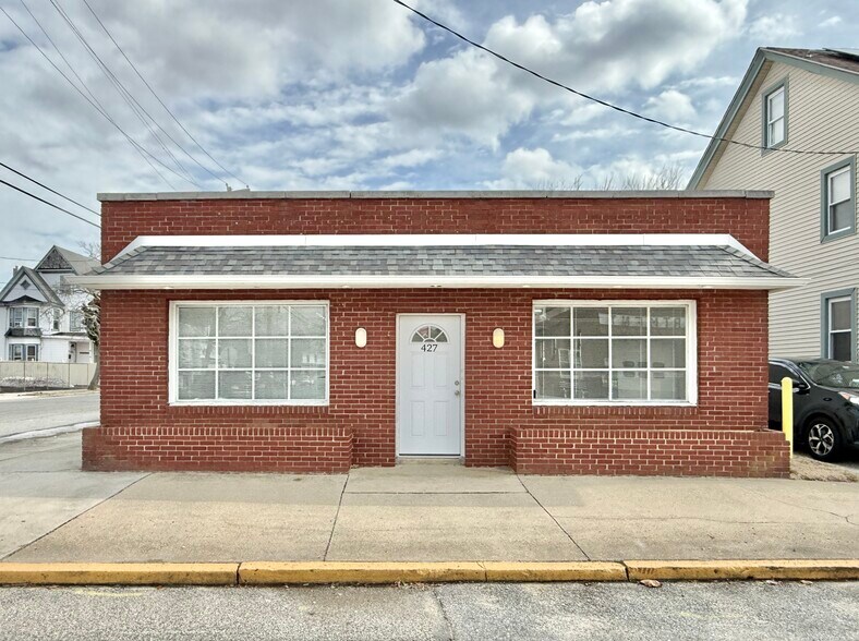 Primary Photo Of 427 Buck St, Millville Auto Repair For Sale
