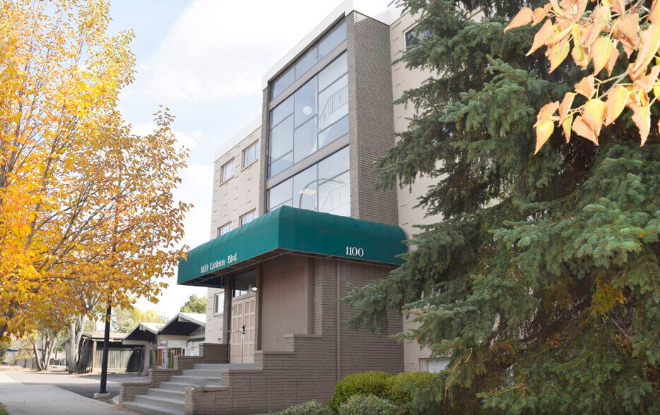 More Photos Of 1100 W Littleton Blvd, Littleton Loft Creative Space For Sale