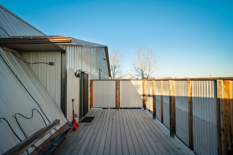 More Photos Of 7795 Thorpe Rd, Bozeman Industrial For Sale