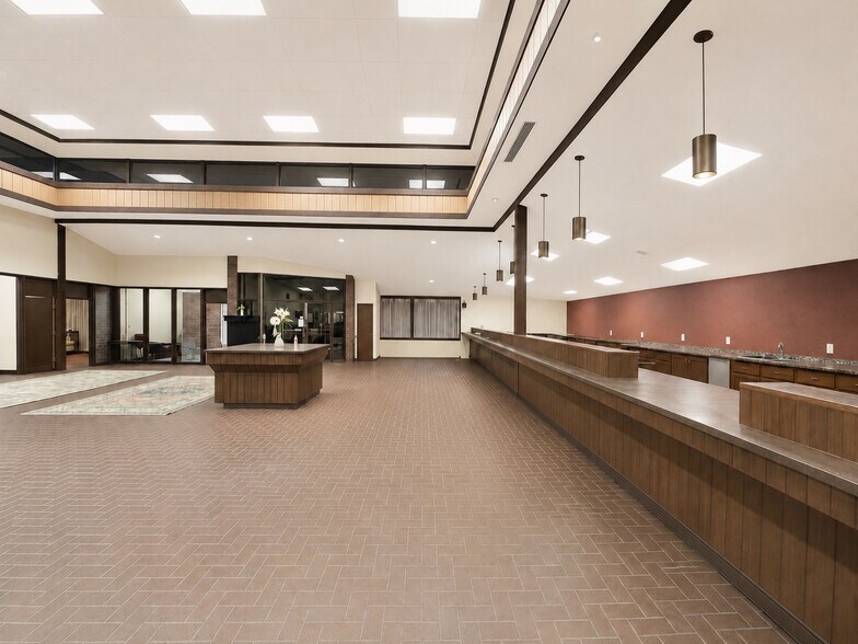 More Photos Of 1100 Spotsylvania St, New Athens Bank For Lease