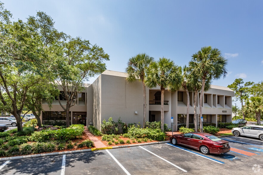 More Photos Of 9200 Bonita Beach Rd, Bonita Springs Medical For Lease