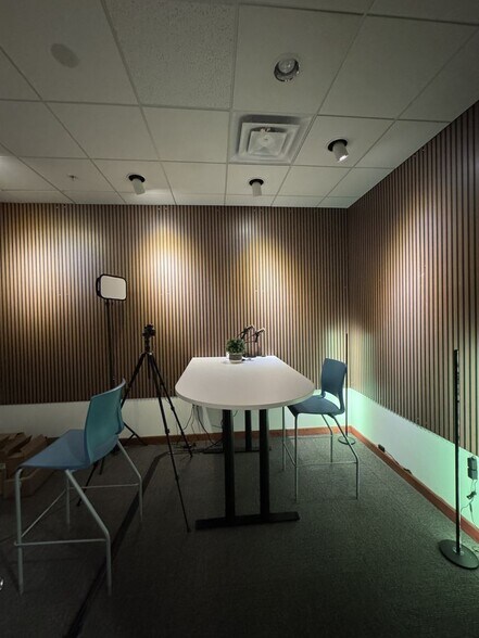 More Photos Of 1838 Sir Tyler Dr, Wilmington Office For Lease