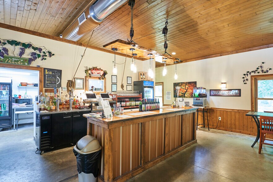 More Photos Of 834 Clyde Hill (South Countyline Rd), Geneva Winery Vineyard For Sale