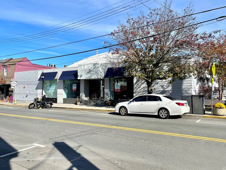 More Photos Of 100 Arden Pl, Port Jefferson Freestanding For Lease