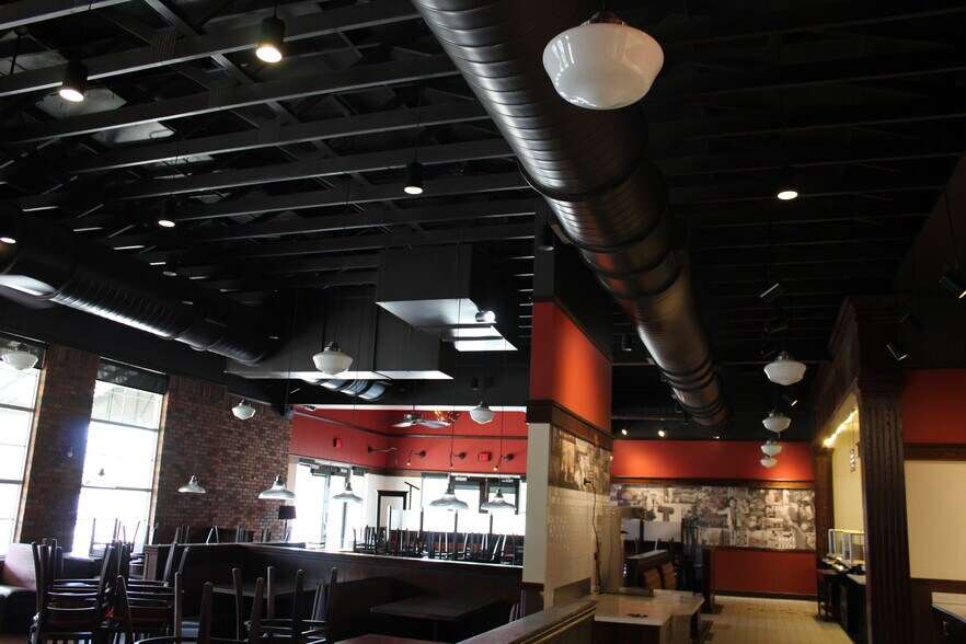 More Photos Of 108 Market St, Flowood Restaurant For Lease