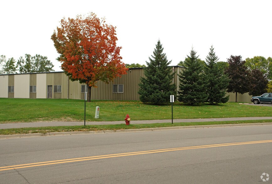 More Photos Of 1450 Mendota Heights Rd, Mendota Heights Manufacturing For Sale