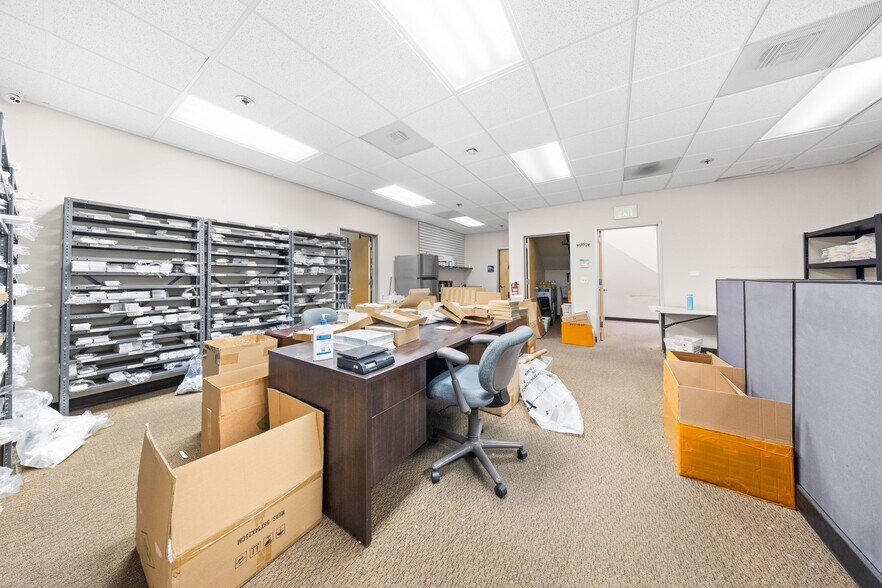 More Photos Of 1795 E Holt Blvd, Ontario Showroom For Sale