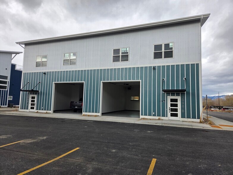 More Photos Of 2998 N 27th Ave, Bozeman Light Manufacturing For Lease
