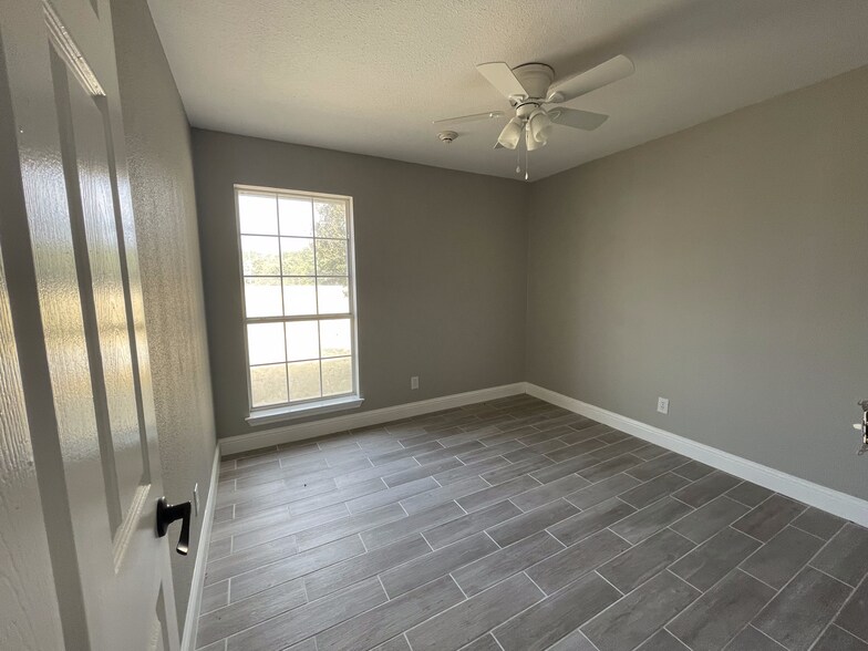 More Photos Of 4310 US-377, Aubrey Office For Lease