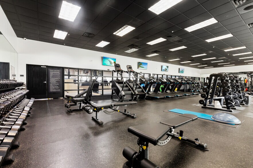 More Photos Of 1278-1296 Sandhill Rd, Orem Office For Sale