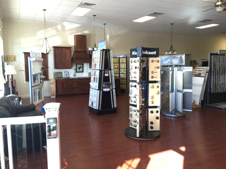 More Photos Of 4739-4749 W Lincoln Hwy, Parkesburg Storefront Retail Office For Lease