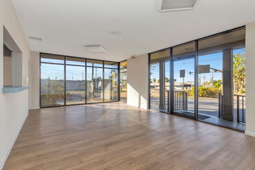 More Photos Of 1201 S Myrtle Ave, Clearwater Medical For Sale