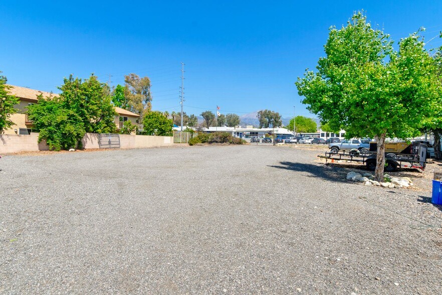 More Photos Of 1317 Crafton Ave, Mentone Office For Sale