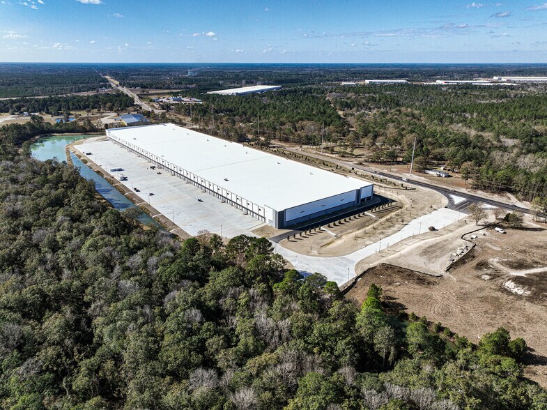 More Photos Of 11900 US-280, Ellabell Distribution For Lease