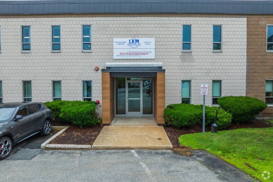 More Photos Of 44-48 6th Rd, Woburn Manufacturing For Lease