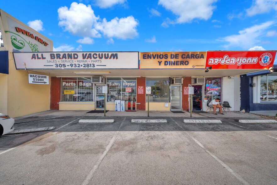 More Photos Of 18480-18484 W Dixie Hwy, North Miami Beach Unknown For Lease