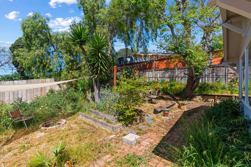 More Photos Of 273 Hillcrest Dr, Encinitas Apartments For Sale