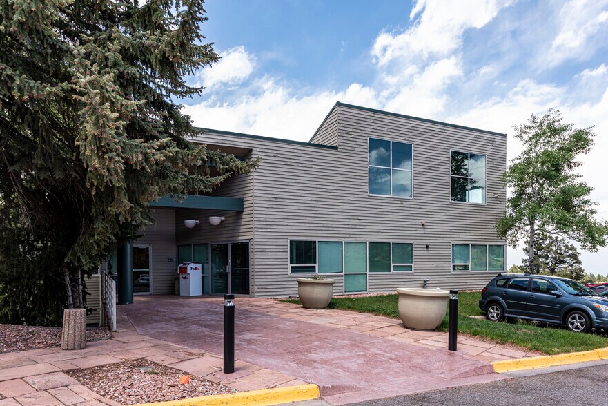 More Photos Of 433 Park Point Dr, Golden Office For Lease