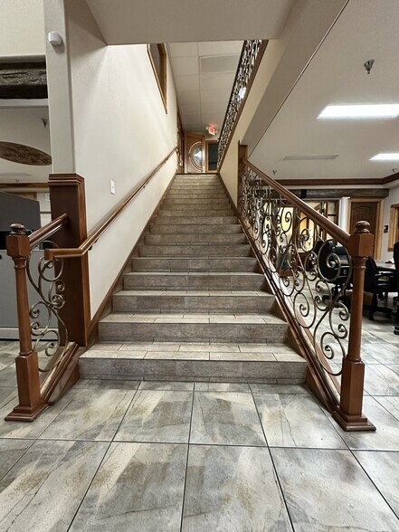 More Photos Of 4690 W Post Rd, Las Vegas Warehouse For Sale