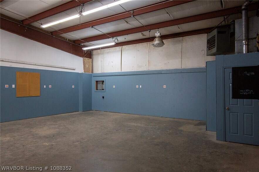 More Photos Of 4506 S 16th St, Fort Smith Warehouse For Sale