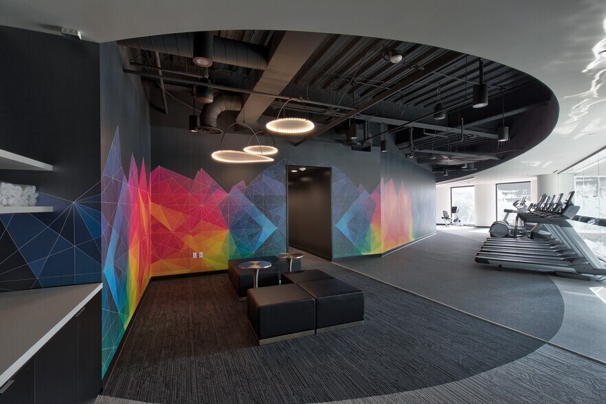 More Photos Of 1415 Louisiana St, Houston Office For Sale