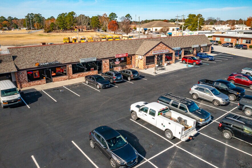More Photos Of 1904-1918 Dr. Martin Luther King Jr. Blvd, New Bern General Retail For Lease