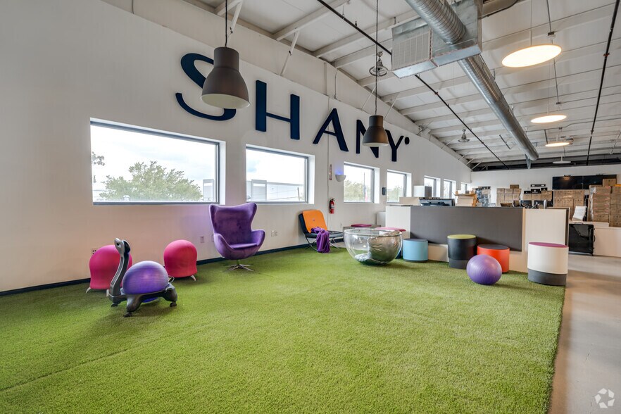 More Photos Of 10302 Mula Rd, Stafford Warehouse For Sale