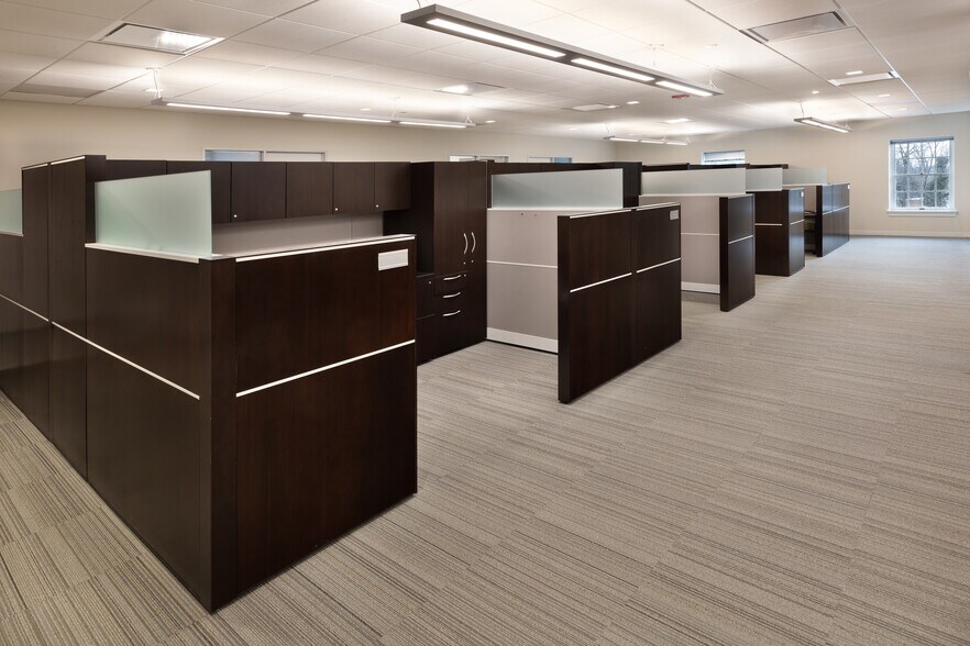 More Photos Of 17735 Georgia Ave, Olney Office For Sale