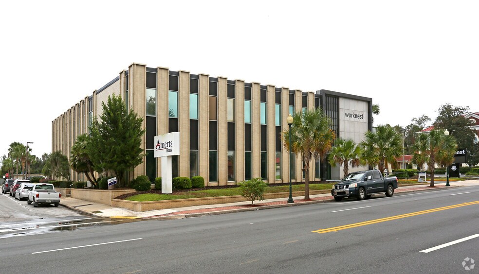 More Photos Of 201 S Ohio Ave, Live Oak Office For Sale
