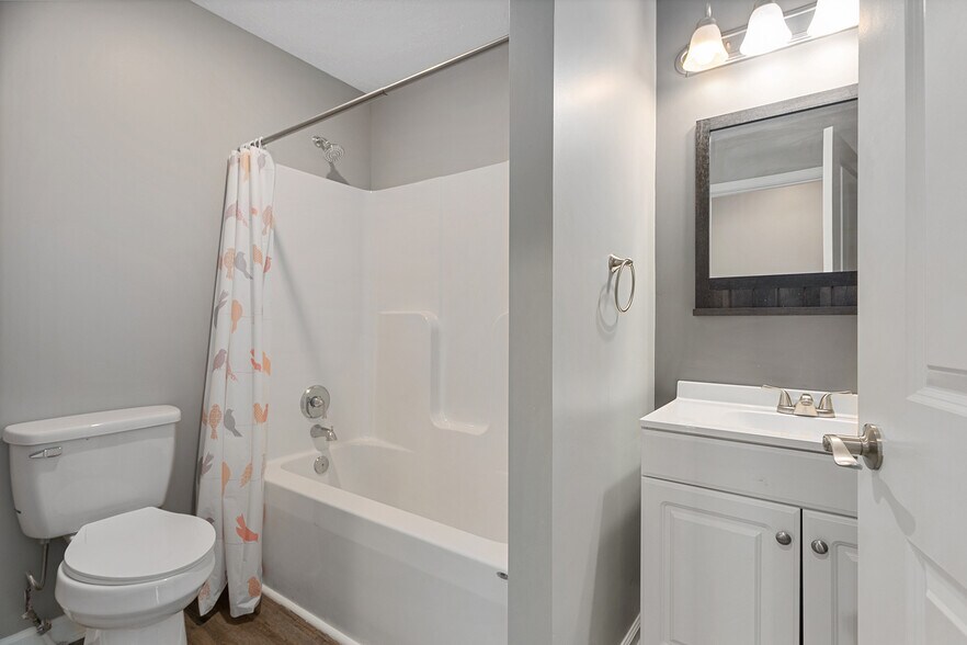 More Photos Of 601 Hillcrest St, Pleasant Hill Apartments For Sale