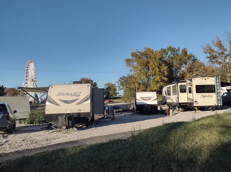 More Photos Of 3330 Harvey Ln, Branson Trailer Camper Park For Sale
