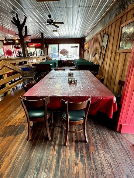 More Photos Of 5661 County Road 114, Brundidge General Retail For Sale