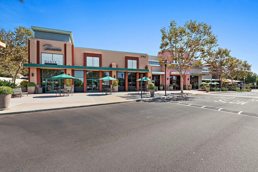 More Photos Of 27412 Antonio Pky, Ladera Ranch Storefront For Lease