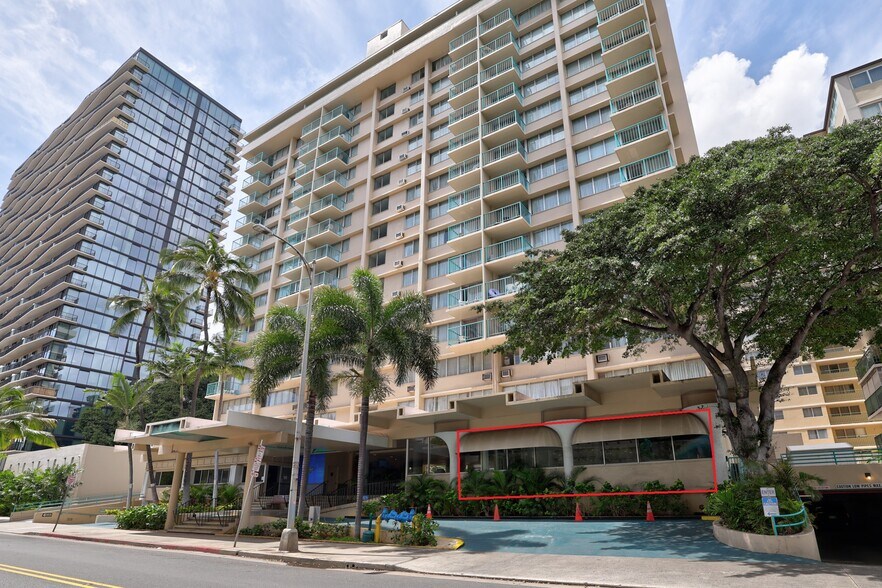 More Photos Of 444 Kanekapolei St, Honolulu Hotel For Lease
