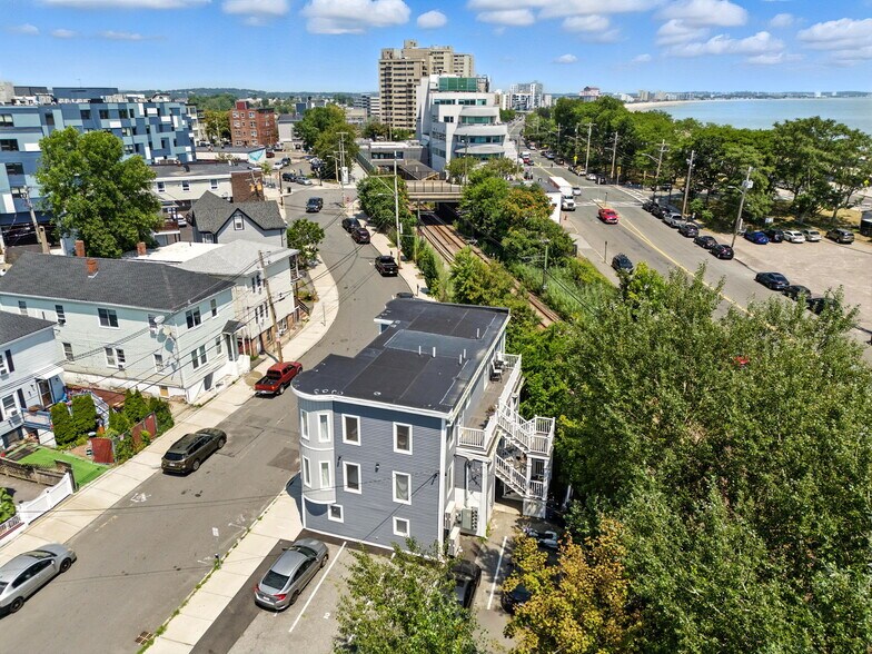 More Photos Of 6-8 Garfield Ave, Revere Apartments For Sale