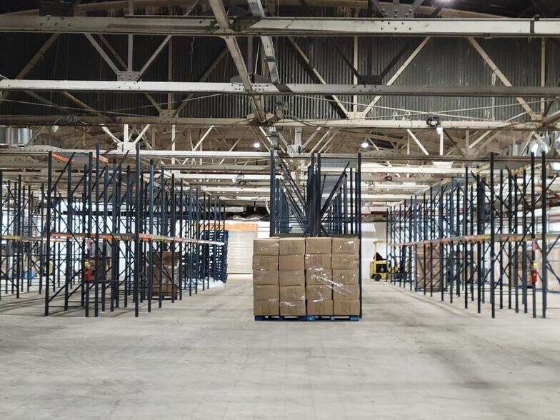 More Photos Of 926-932 Broadway, Newark Freestanding For Lease